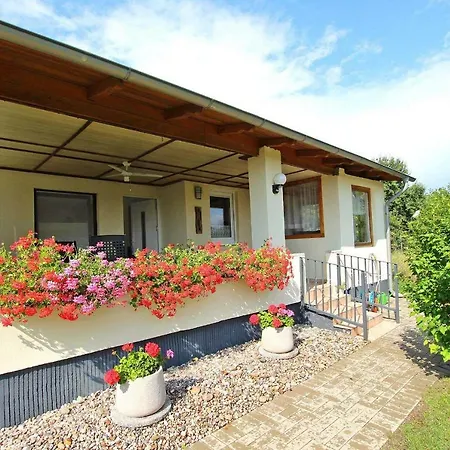 Ferienhaus 10231 Kratzeburg